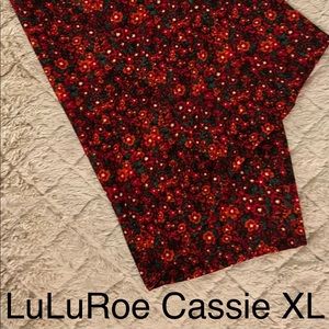 NWOT floral “Cassie” from LuLuRoe